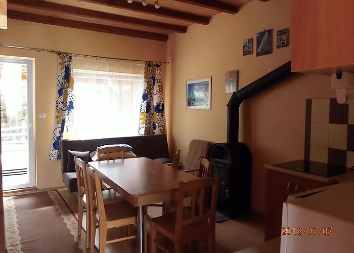 Apartamenty-domy Semesterbostad Lubiatowo (Pomerania)